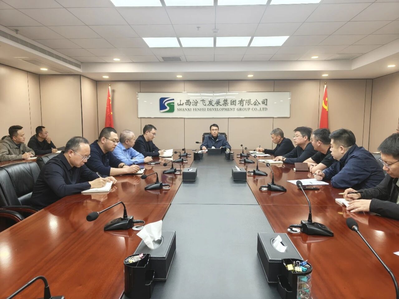 1774919072952054401.jpg 1774919072952054401.jpg